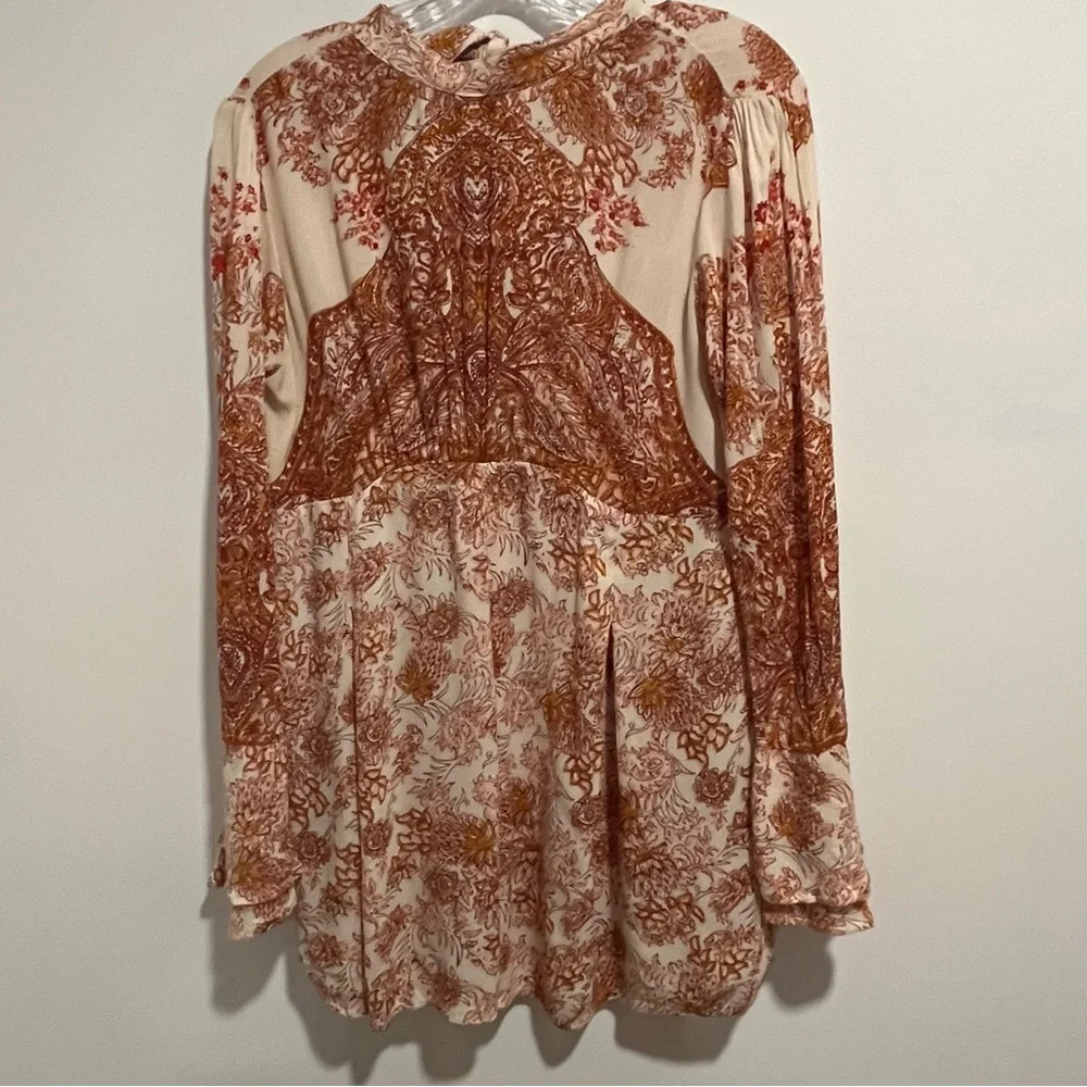 Free People Lady Luck Cut Out Back Bell Sleeve Tunic Top - Picture 3 of 11